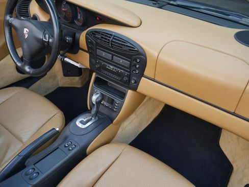Used 2002 Porsche Boxster RWD image 81