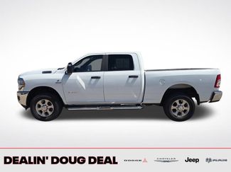 Used 2024 RAM 2500 Big Horn AWD/4WD video 3