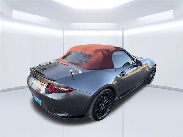 Used 2018 MAZDA MX-5 Miata Club w/ Brembo/BBS Recaro Package RWD image 6