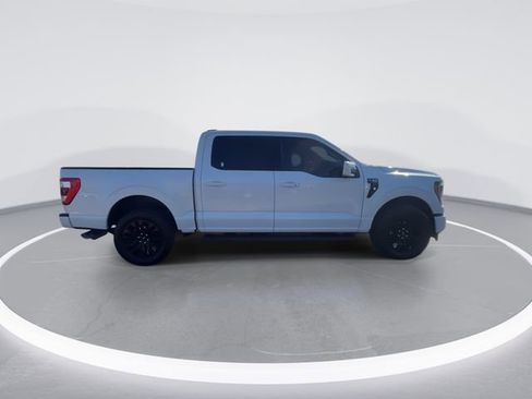 Used 2022 Ford F150 Lariat image 9