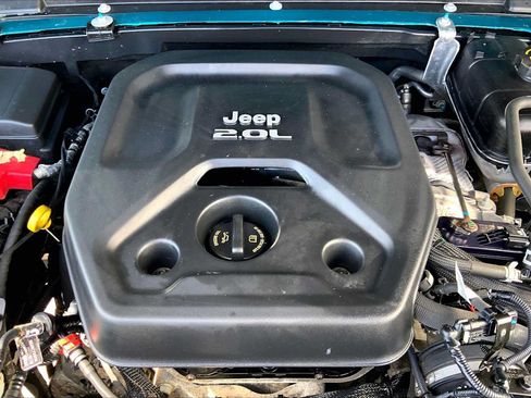 Used 2020 Jeep Wrangler Unlimited Rubicon AWD/4WD image 25