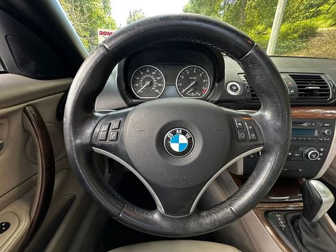 Used 2009 BMW 128i Convertible image 38