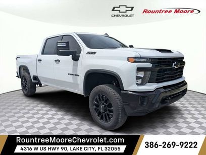 Used 2025 Chevrolet Silverado 2500 Custom w/ Custom Value Package