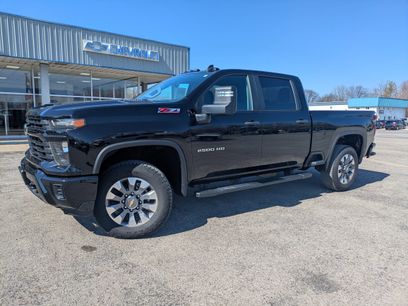 Used 2024 Chevrolet Silverado 2500 Custom w/ Custom Convenience Package