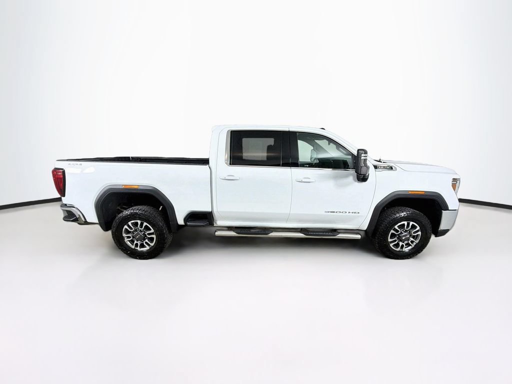 Used 2022 GMC Sierra 3500 SLE w/ SLE Convenience Package AWD/4WD image 4