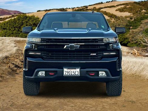 Used 2021 Chevrolet Silverado 1500 LT Trail Boss image 9