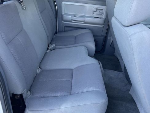 Used 2006 Dodge Dakota SLT image 16