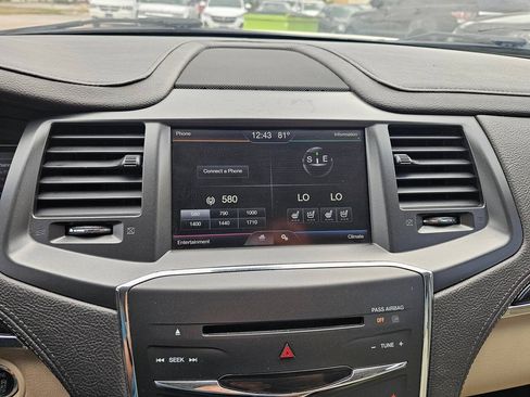 Used 2013 Lincoln MKS FWD image 14