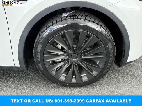 Used 2023 Tesla Model Y Long Range AWD/4WD image 13