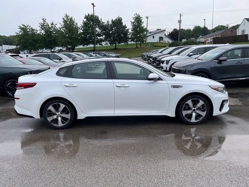 Used 2019 Kia Optima S w/ S Panoramic Sunroof Package FWD image 1