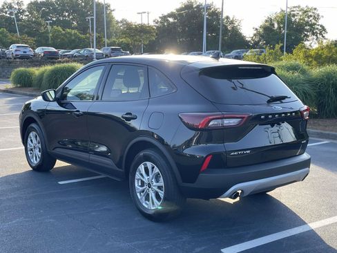 Used 2025 Ford Escape Active AWD/4WD image 5