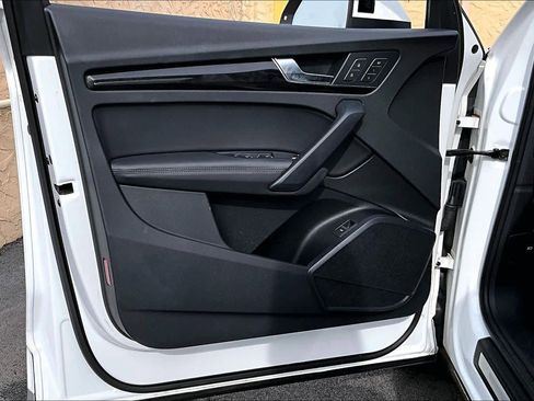 Used 2019 Audi Q5 2.0T Premium Plus image 20