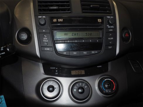 Used 2007 Toyota RAV4 Sport image 18