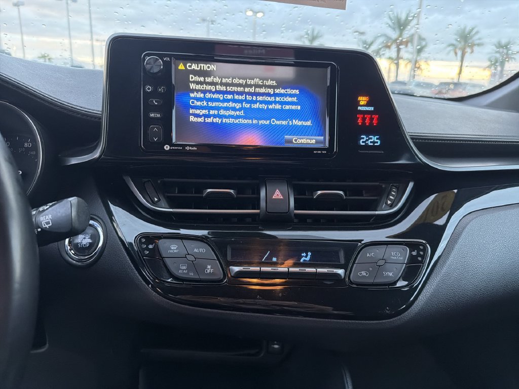 Used 2018 Toyota C-HR XLE FWD image 19