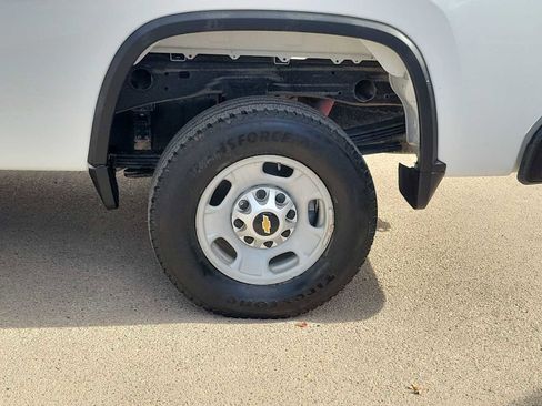Used 2020 Chevrolet Silverado 2500 W/T w/ WT Convenience Package image 8
