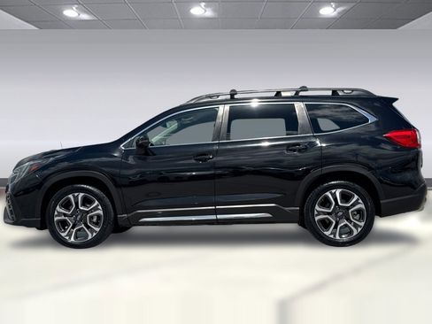 Used 2023 Subaru Ascent Limited AWD/4WD image 7