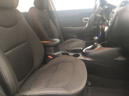 Used 2018 Kia Soul w/ Convenience Package FWD image 21