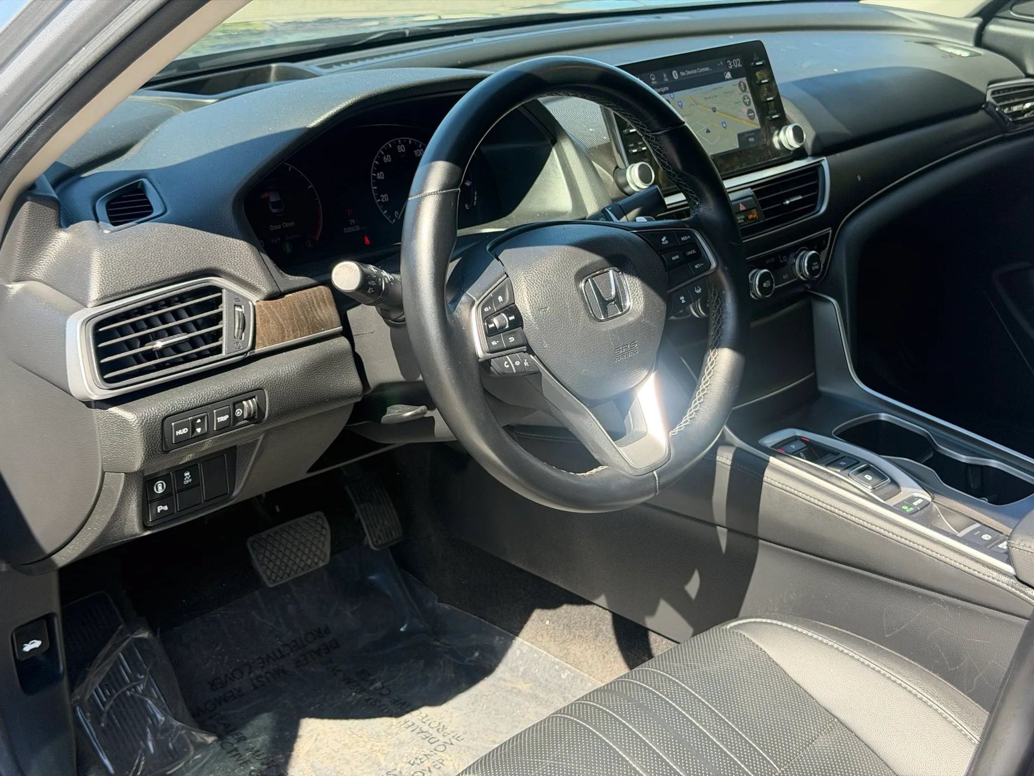 Used 2020 Honda Accord Touring image 8