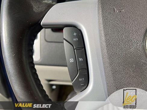 Used 2008 Chevrolet Equinox LT FWD image 16