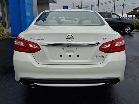 Used 2017 Nissan Altima 2.5 SV FWD image 5