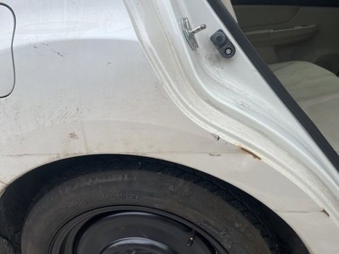 Used 2013 Subaru Impreza 2.0i Premium w/ All-Weather Pkg image 10