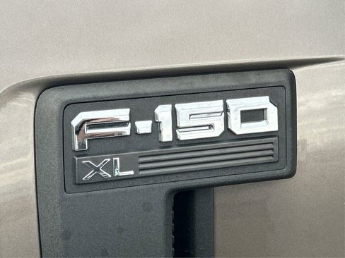 Used 2021 Ford F150 XL w/ Trailer Tow Package image 14