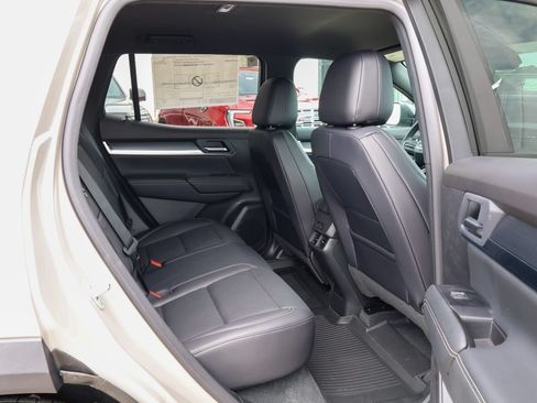 New 2027 GMC Terrain Elevation w/ Elevation Premium Package FWD image 33