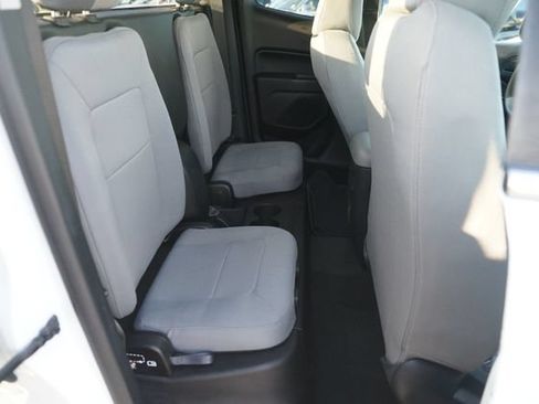 Used 2017 Chevrolet Colorado W/T w/ WT Convenience Package RWD image 15