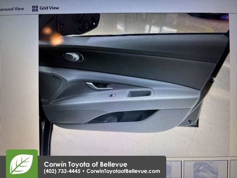 Used 2024 Hyundai Elantra SEL image 13