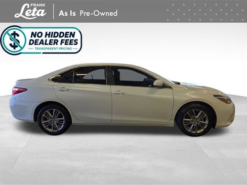 Used 2015 Toyota Camry SE FWD image 7
