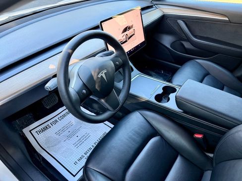 Used 2023 Tesla Model 3 Standard Range RWD image 8