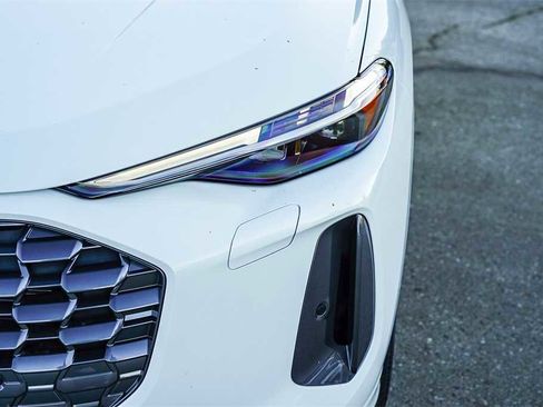 New 2025 Audi Q5 Prestige image 7