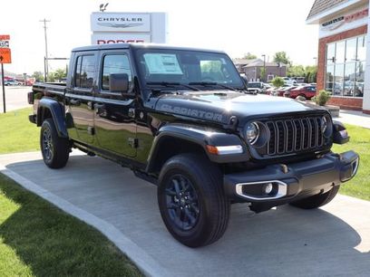New 2026 Jeep Gladiator Sport