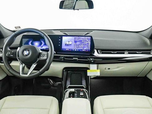 New 2026 BMW X2 xDrive28i w/ Technology Package image 15