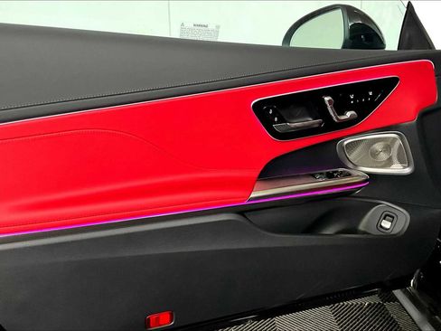 New 2026 Mercedes-Benz CLE 300 4MATIC Coupe image 12