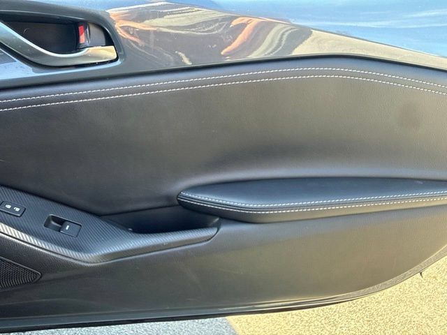 Used 2020 MAZDA MX-5 Miata RF Grand Touring RWD image 39