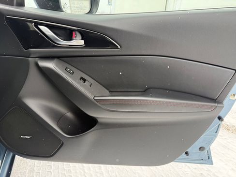 Used 2014 MAZDA MAZDA3 s Touring image 32