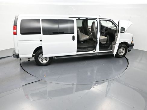 Used 2023 Chevrolet Express 3500 LT w/ LT Preferred Equipment Group RWD image 25