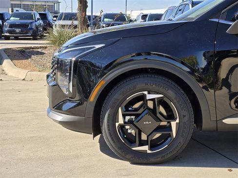 New 2026 Kia Sportage EX w/ EX Panorama Roof Package image 5