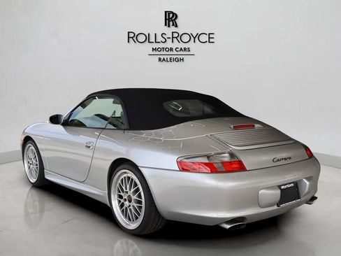 Used 2005 Porsche 911 Carrera RWD image 6