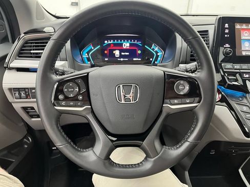 Used 2024 Honda Odyssey Touring image 21
