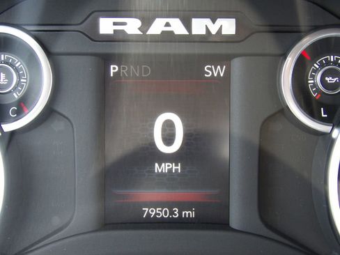 Used 2024 RAM 4500 Tradesman image 33
