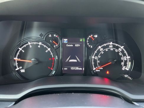 Used 2024 Toyota 4Runner SR5 Premium image 24