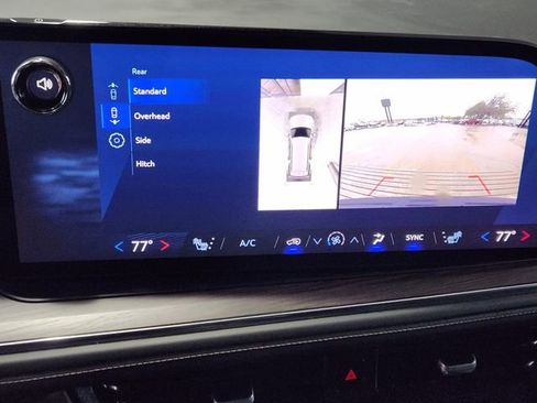 Used 2025 Chevrolet Tahoe Z71 AWD/4WD image 6