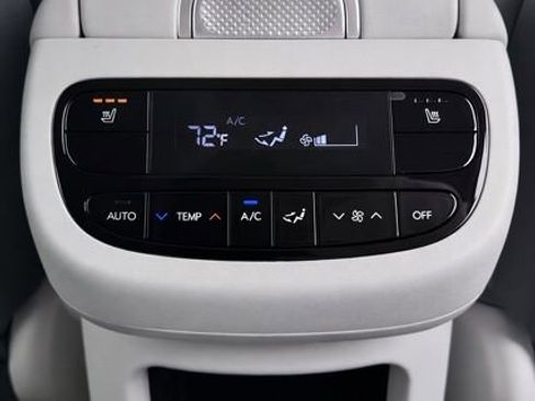 Used 2026 Hyundai Ioniq 9 SEL image 36