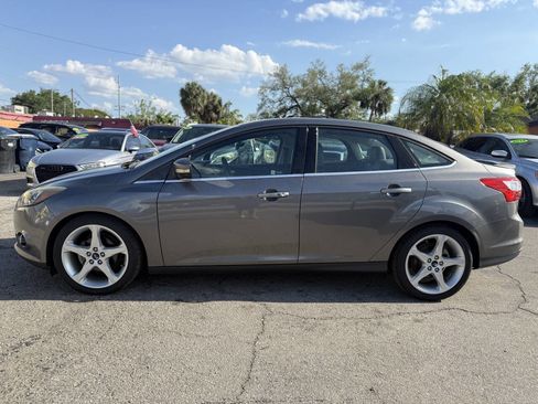 Used 2013 Ford Focus Titanium w/ Titanium Handling Pkg image 4