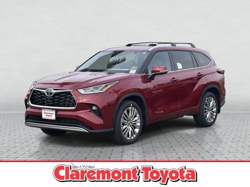 New 2026 Toyota Highlander Platinum image 1