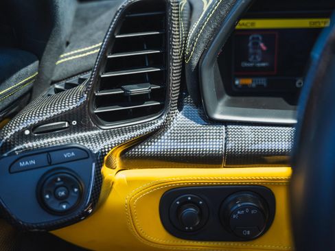Used 2015 Ferrari 458 Speciale A RWD image 34