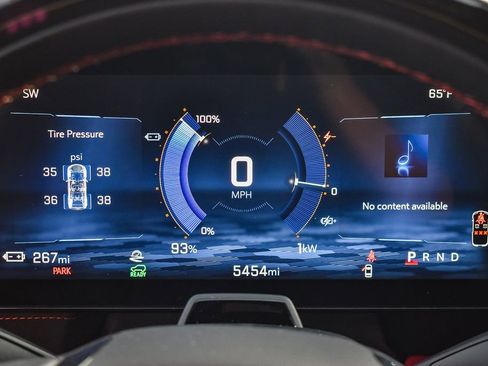 New 2025 Chevrolet Blazer EV RS w/ Super Cruise Package AWD/4WD image 22