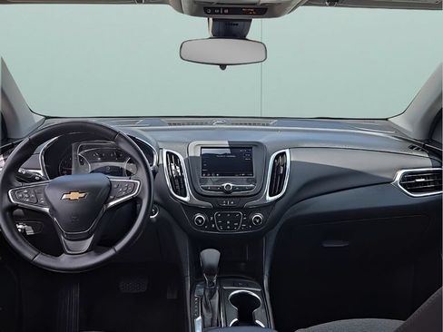 Used 2024 Chevrolet Equinox LT FWD image 16